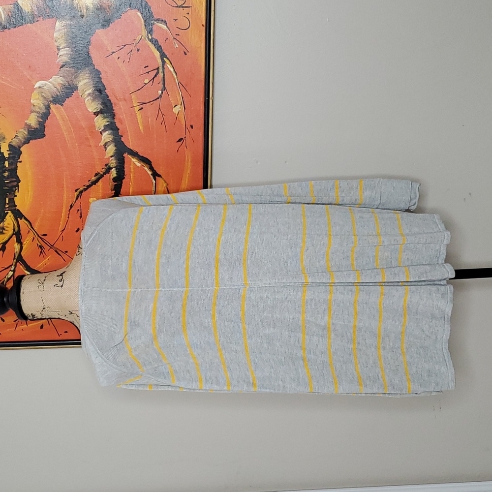 Lululemon Twist & Wrap in Pop Stripe Heathered Light Gray/Bananarama FLAWED - Picture 3 of 7